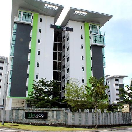 Tribeca Suites Κουτσίνγκ Εξωτερικό φωτογραφία