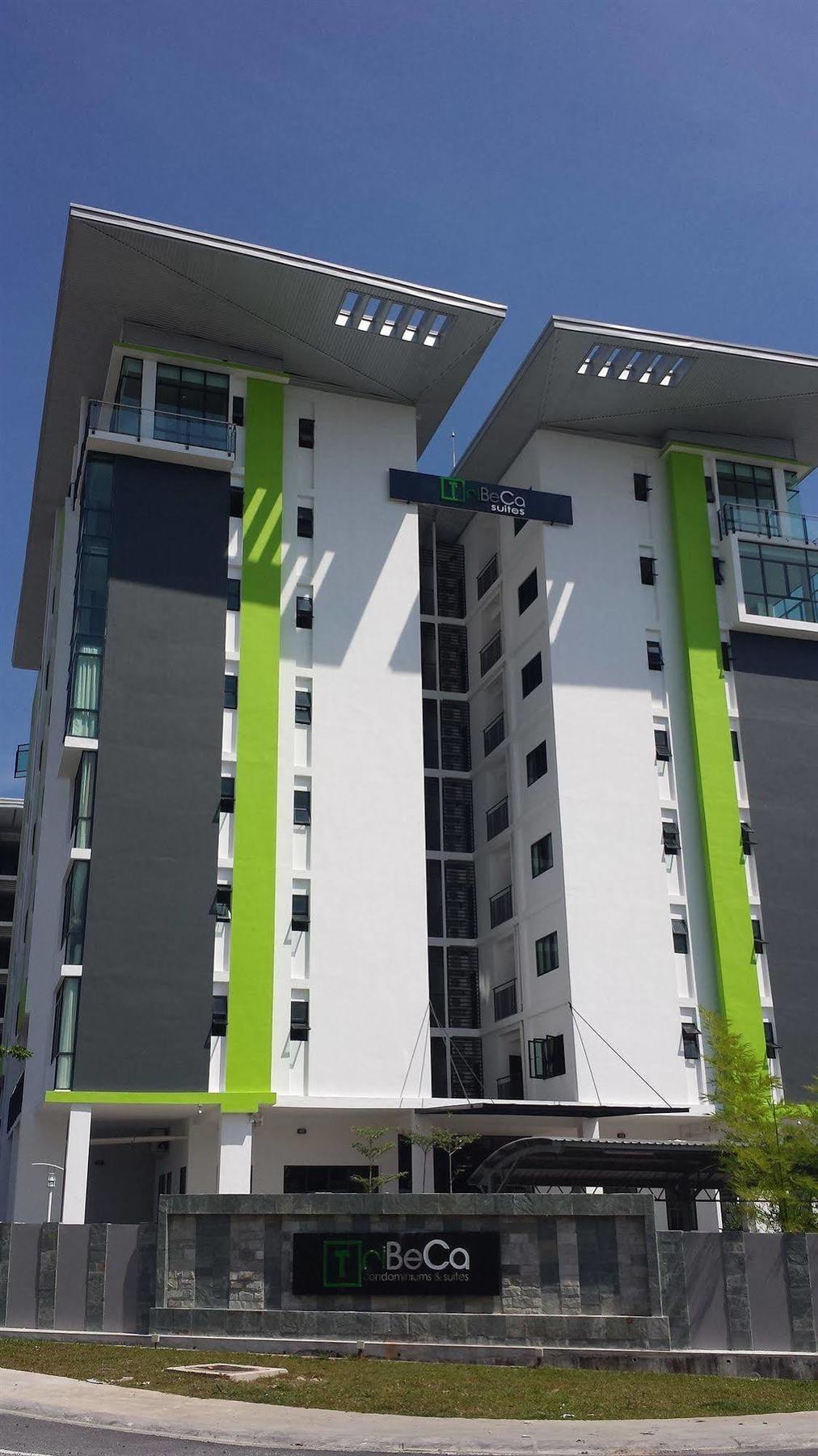 Tribeca Suites Κουτσίνγκ Εξωτερικό φωτογραφία